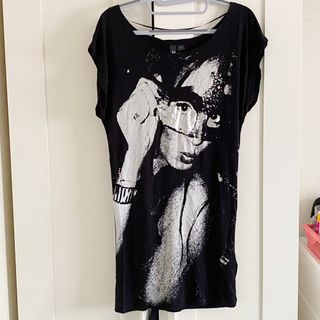 (Category: ) located in . Submitted by shopsundayx (Listing ID 1462702189, Image 1). Description: .