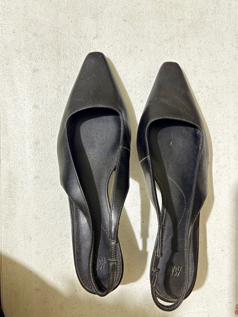 H&M Black Leather Slingback (Category: Heels) located in San Carlos. Submitted by sherbet___ (Listing ID 1462844450, Image 1). Description: Size: 38 .