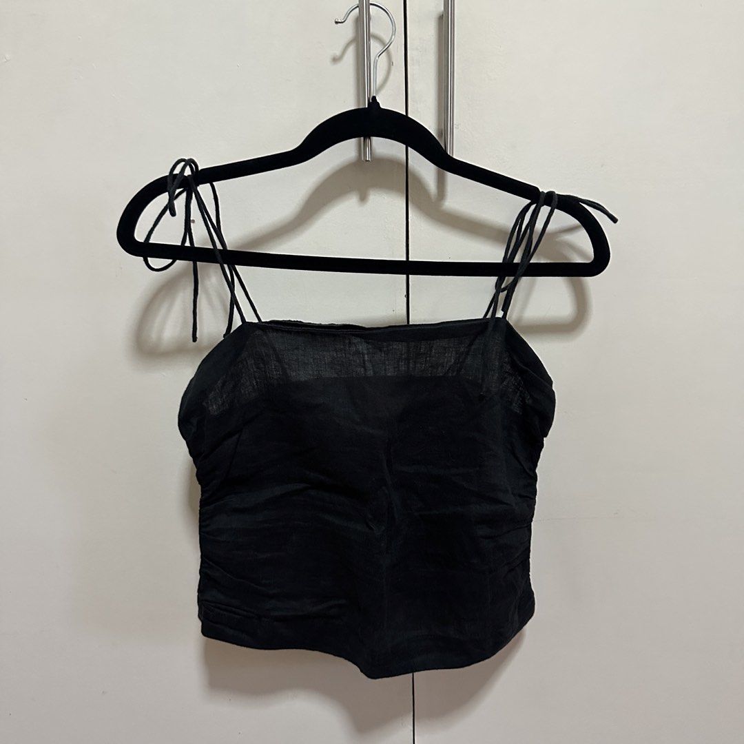H&M Black Linen Tie Top (Category: Sleeveless) located in Quezon City. Submitted by danalou (Listing ID 1462782181, Image 1). Description: - size small-semi medium - no flaws - barely used.