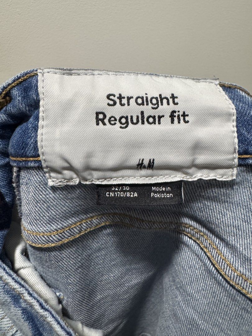 H&M Light Wash Denim Jeans (Category: Jeans) located in Taguig. Submitted by rdeclutter1 (Listing ID 1462750851, Image 3). Description: H&M Light Wash Denim Jeans Color: Light Blue Size: 88cm Dimensions: Length 41in, Waist 35in Shipping from BGC.