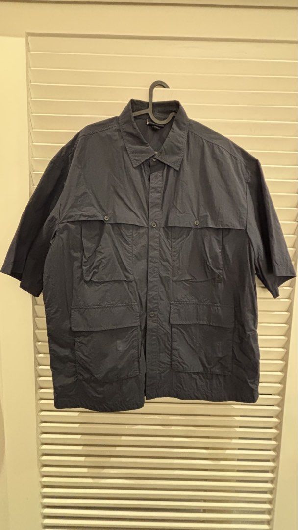 H&M Polo (Category: Formal Shirts) located in Quezon City. Submitted by ianplsss (Listing ID 1462865309, Image 1). Description: These items are personal items. Decluttering lang to make space for new ones. Prices are negotiable. Willing to give special prices if 3 or more. Message me for size and measurement and if you want more photos. Location: Quezon City Shipping will be shouldered by buyer..