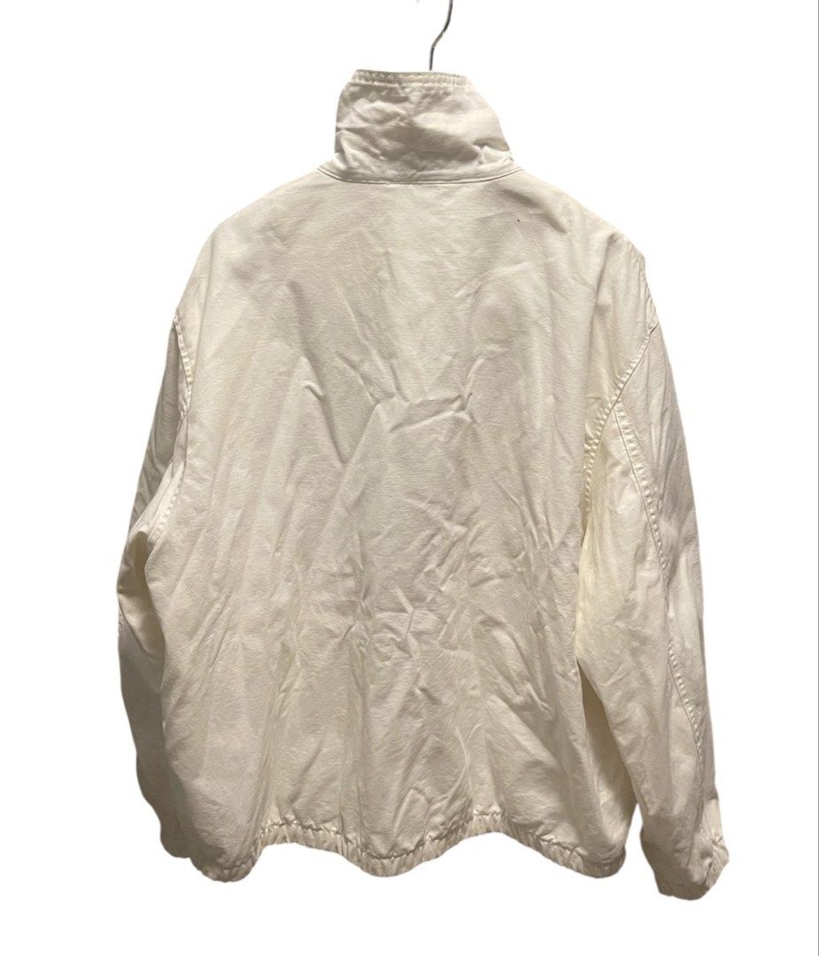 H&M Soft Denim Zip-Up Bomber Jacket (Category: Coats, Jackets and Outerwear) located in San Pedro. Submitted by lifebeginsaftercoff33 (Listing ID 1462803606, Image 3). Description: - H&M soft denim Bomber jacket - Size: US L on tag - Dimes: 27 x 27 in - Zip-up front closure - Two side pockets with inner button pocket - High collar design - Elasticated cuffs and hem - Two convenient side pockets - Fully lined interior for comfort - Ideal for layer