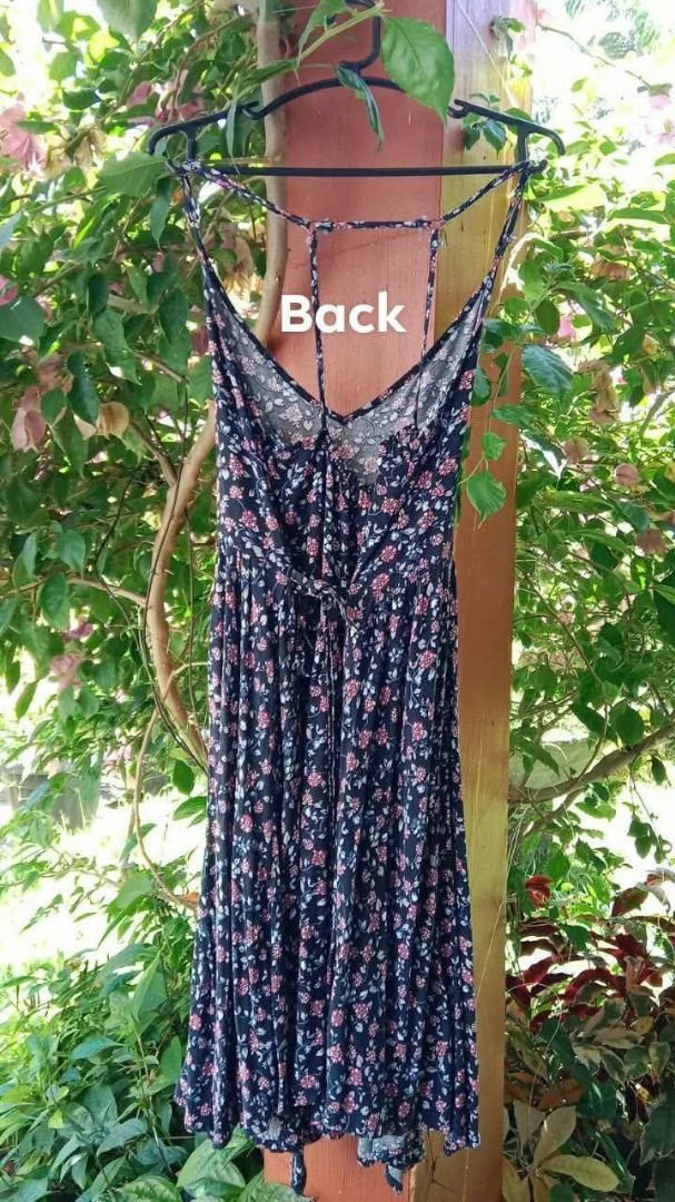 HOLLISTER Mini Dress (Category: Dresses) located in Calapan. Submitted by jyka12345 (Listing ID 1462683466, Image 2). Description: .