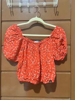 (Category: ) located in . Submitted by closet_in_disguise (Listing ID 1462692225, Image 1). Description: .