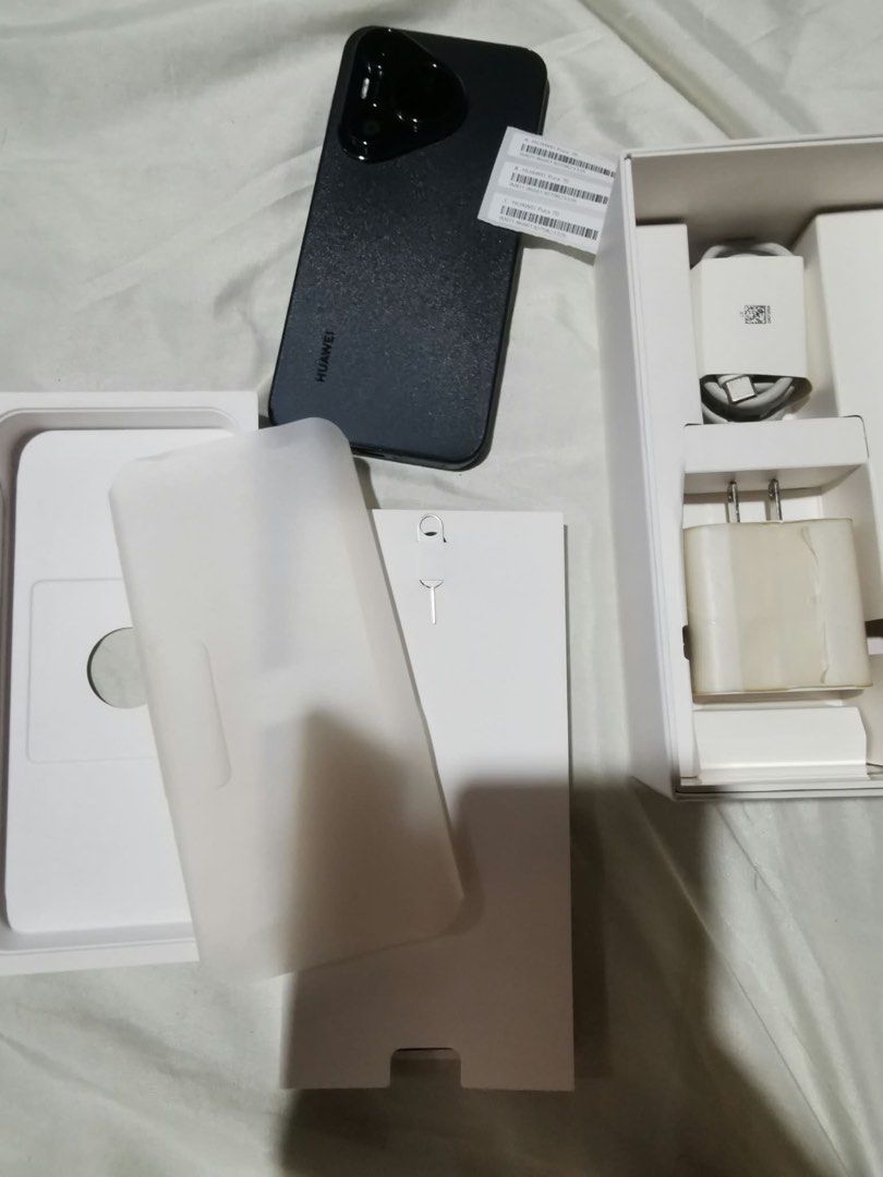 Huawei Pura 70 (Category: Huawei) located in Manila. Submitted by _chenglee (Listing ID 1462696565, Image 3). Description: RFS: UPGRADE.
