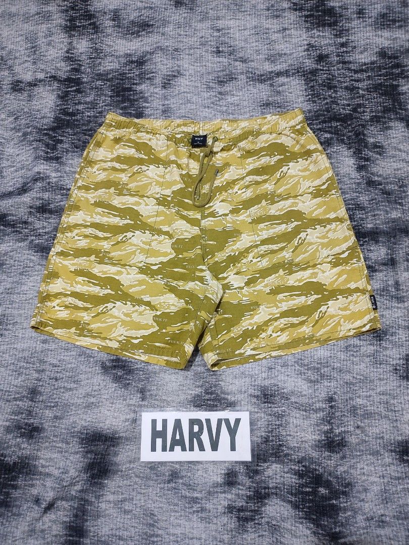 HUF Short (Category: Shorts) located in Cebu City. Submitted by haryvyylyynn (Listing ID 1462877101, Image 1). Description: Huf Short Medium on tag Waist 32-34 480+sf.