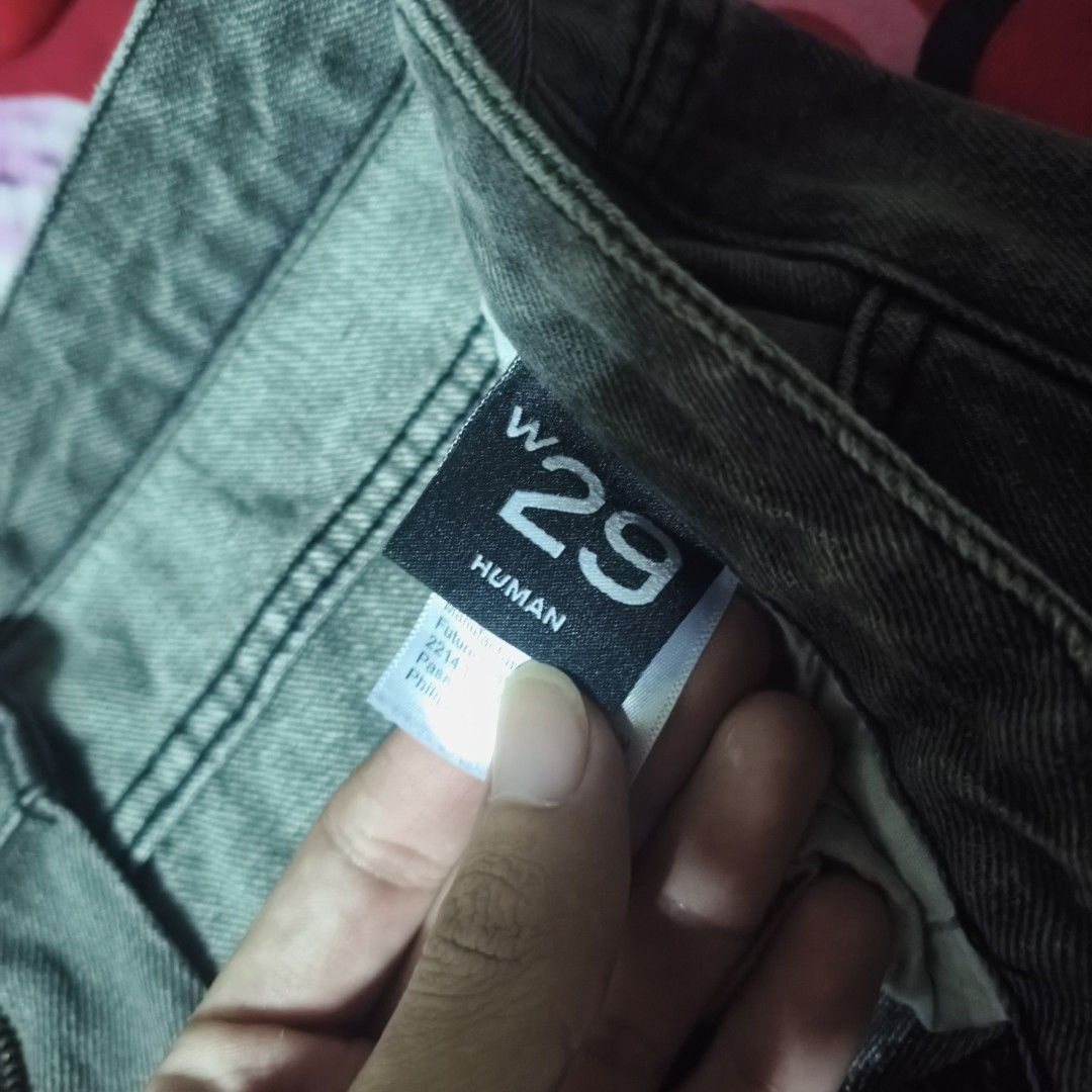 HUMAN Grey Barrel Leg Jeans W29 (Category: Jeans) located in San Fernando. Submitted by wachiko (Listing ID 1462695863, Image 3). Description: HUMAN Barrel Leg Jeans acid-washed dark - Style: Barrel Leg Jeans - Color: Grey - Size: W29 - Fit: Relaxed - Material: Washed Denim - Condition: 9.5/10 Reason For Sale: Declutter 💰₱889 asking price, negotiable for fast buyers..