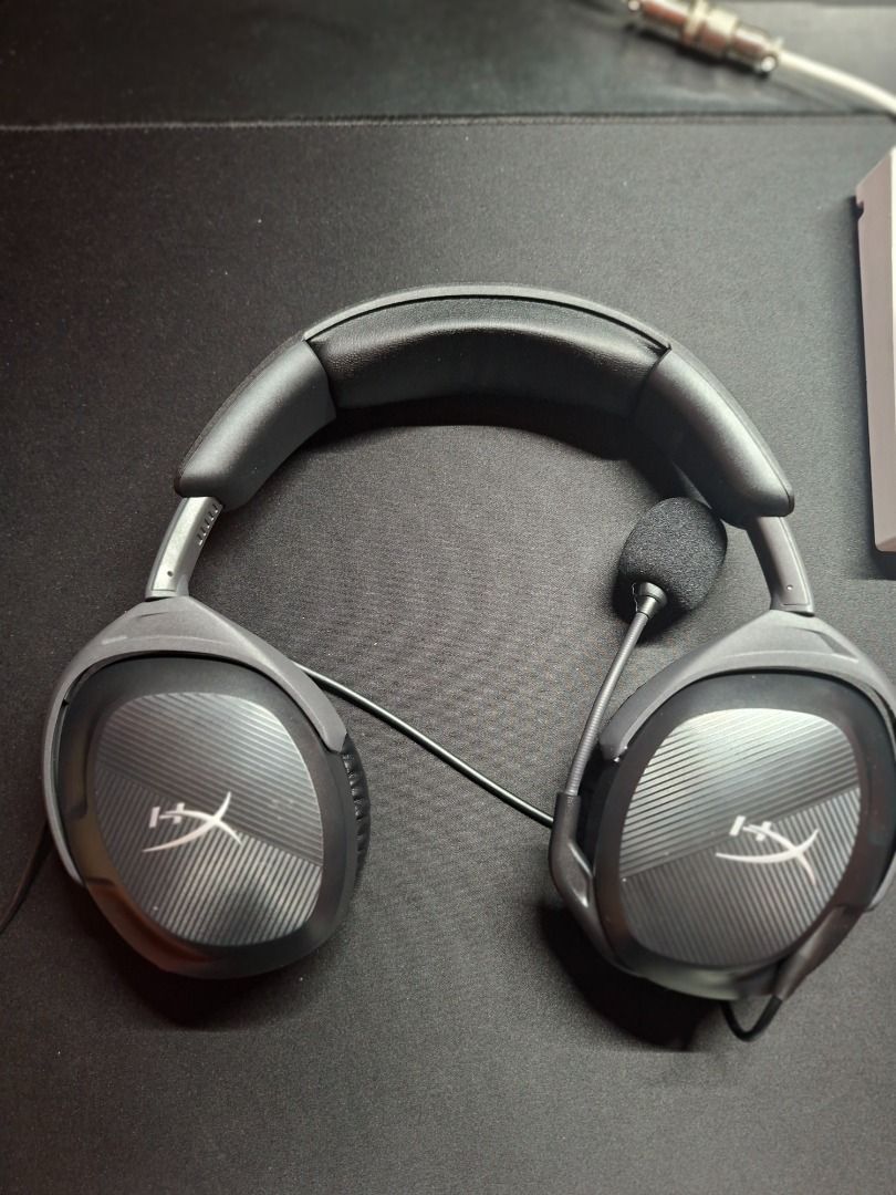 HyperX Cloud Stinger 2 (Wired) (Category: Headphones & Headsets) located in Manila. Submitted by cosmicwolf_89a09b (Listing ID 1462703052, Image 1). Description: Wts: 1 month old hyperx cloud stinger 2 Rfs: will upgrade to wireless Bought at Datablitz for Php 1750 Negotiable price Complete accessories (no box).