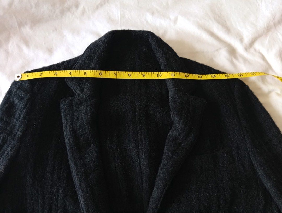 Initial Jacket （分類：外套及戶外衣服）位於 Hong Kong。 由 valerie_lam 提交（商品編號 1462874327，圖片 4）。簡介： 。