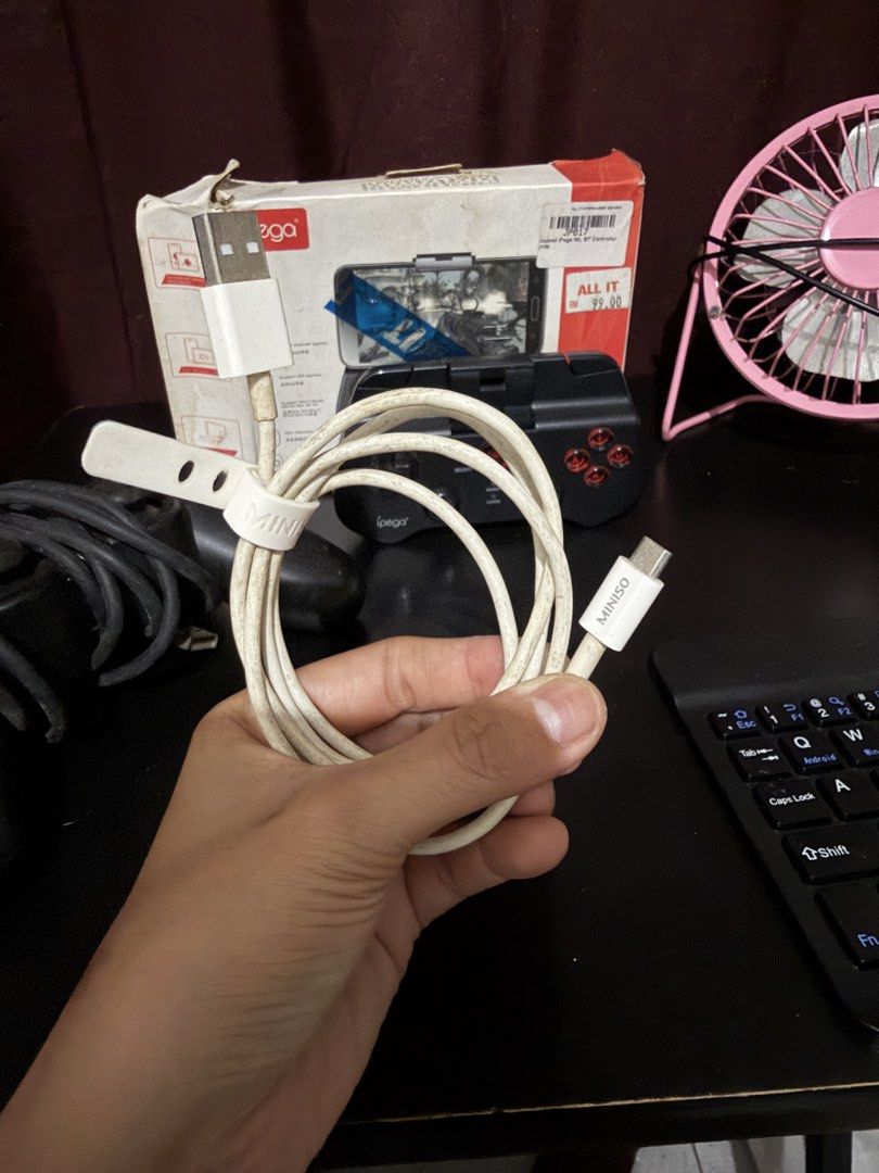 iPega Controller, Bluetooth Keyboard, Fan & more (Category: Controllers) located in Caloocan City. Submitted by rohllee (Listing ID 1462730609, Image 3). Description: - iPega Controller - Bluetooth Controller SOLD - Mini USB Keyboard - Pink USB Fan - Charging Cables Included - USB Dongle Included Selling as bundle for 399.