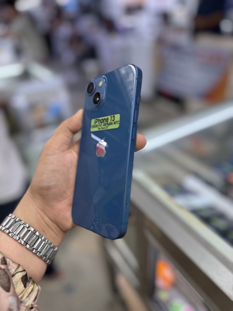 IPhone 13 128GB 100BH "No FACE ID ISSUE" Openline 98% smooth (Category: iPhone 13 Series) located in San Juan City. Submitted by najihahtelecomshop2018 (Listing ID 1462789930, Image 3). Description: Legit Store | Original unit FOR SALE | TRADE / SWAP ▫️INSTALLMENT thru: 🔸Credit Card (straight / installment) 🔸Ggives / Gcredit + 6% interest 🔸Spay Later + 6% interest (RFS: Buy and Sell any kinds of Gadgets) Description: iPhone 13 128GB ( other GB