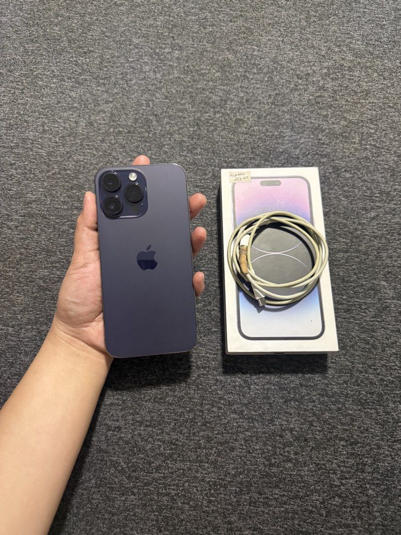 Iphone 14promax 256GB (Category: iPhone 14 Series) located in Manila. Submitted by _notinthemood (Listing ID 1462751023, Image 1). Description: Iphone 14promax 256GB Openline | NTC Complete package Battery 78% • Makunat padin Minimal dents — No repair history For sale for ₱26500 ONLY Swap sa higher unit add ako cash Meet up or pick up sa bahay Location Quezon City.