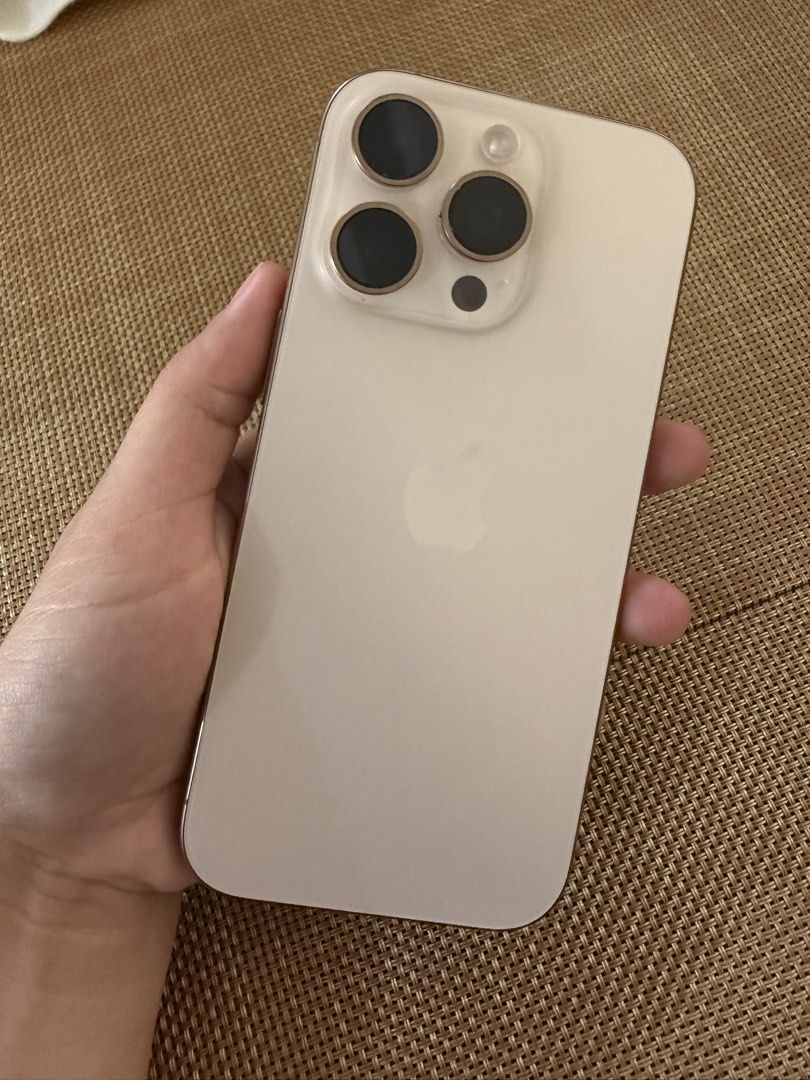 Iphone 16 Pro (Category: Cases & Sleeves) located in Quezon City. Submitted by silentforest.ff2022 (Listing ID 1462755147, Image 2). Description: Very good condition, diko maxado nagagamit since nag upgrade ako ng phone. With free 2 case, No box and charger included ..