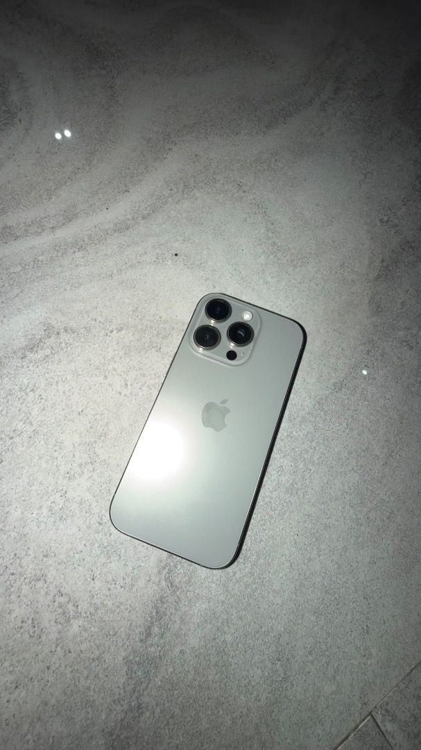 iPhone 16 Pro Natural Titanium 256GB (Category: iPhone 16 Series) located in Quezon City. Submitted by olibias13 (Listing ID 1462837640, Image 1). Description: Only iPhone, open line Slight scratches at corners Battery life 88% Has Privacy Tempered Glass and Phone case Pm 09456000862 .