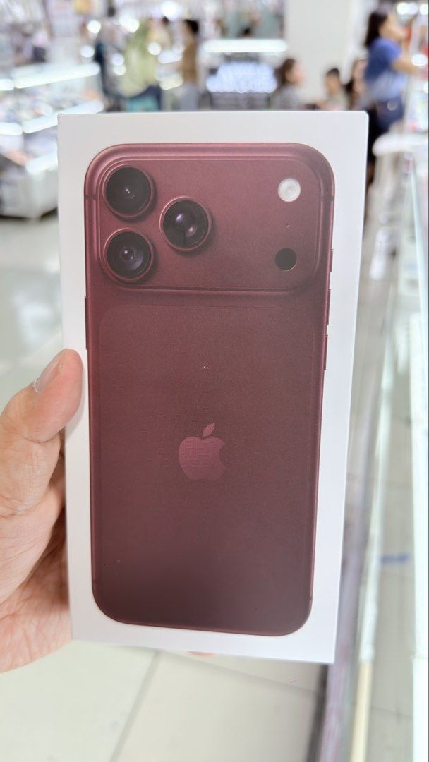 iPhone 18 Pro | 18 Pro max 256 512 1 Tera (Category: iPhone 18 Series) located in Pasig City. Submitted by amirahdb (Listing ID 1462709217, Image 3). Description: Price starts at ₱95,999 iPhone 18 Pro max | iPhone 18 Pro 256gb 512gb 1 Tera 2 Tera Message for the price kais paiba iba ng price depende sa stock na available.