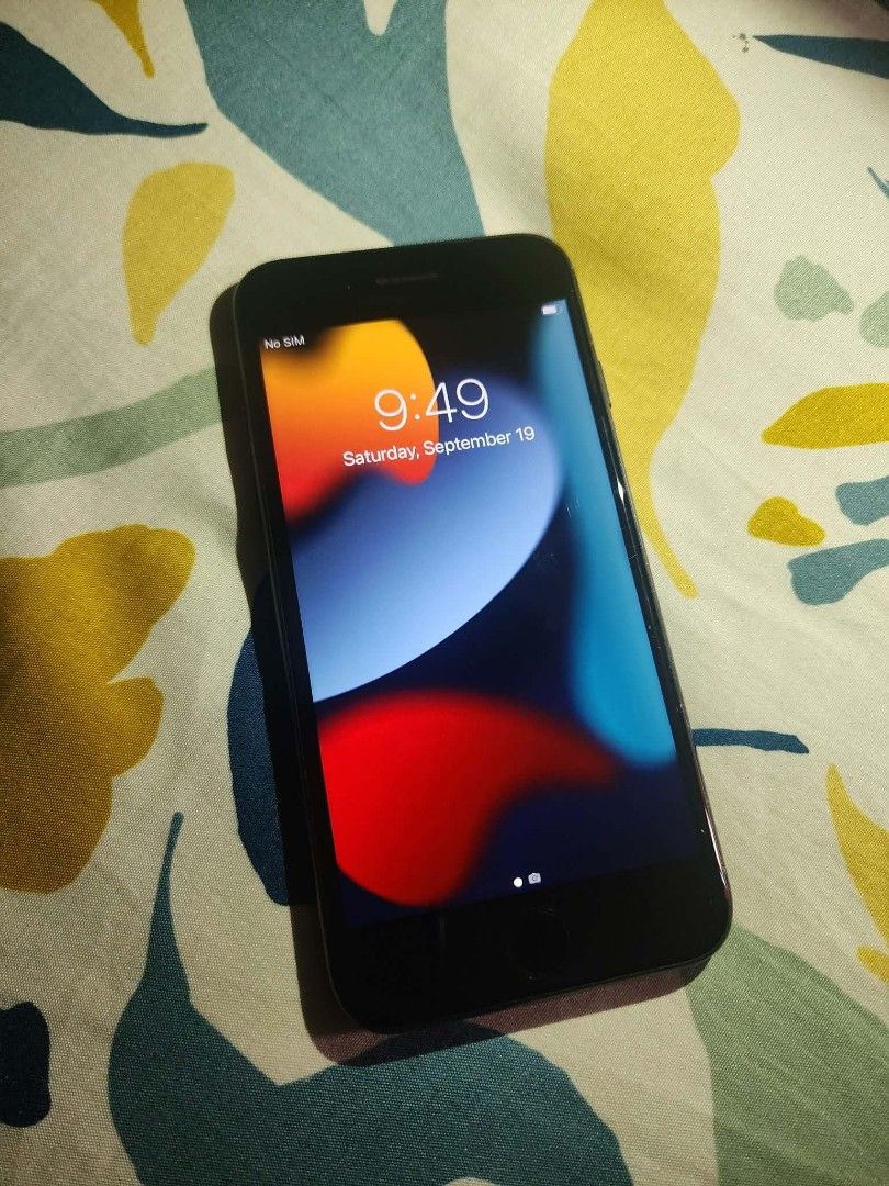 Iphone 7 (Category: iPhone 7 Series) located in Manila. Submitted by mysticriver_cc03f0 (Listing ID 1462691758, Image 2). Description: 📱 iPhone 7 — Looking for a New Owner This iPhone 7 has been part of my memories for quite some time. I mostly used it lightly, especially for taking pictures and keeping little moments that I wanted to remember. I didn’t really use it heavily for games, social media, or everyday activities, so it has mostly been 