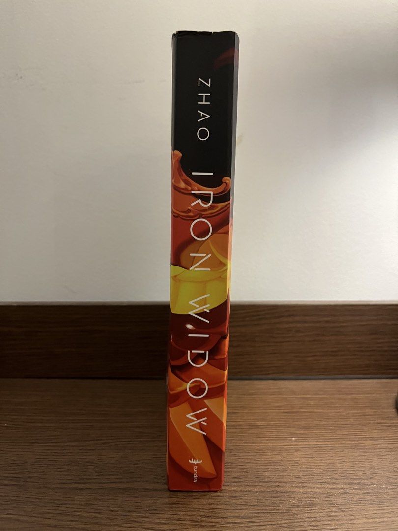 Iron Widow by Xiran Jay Zhao (Category: Storybooks) located in Santiago. Submitted by vergeof (Listing ID 1462846266, Image 3). Description: - Title: Iron Widow - Author: Xiran Jay Zhao - Slight foxing - Never read.