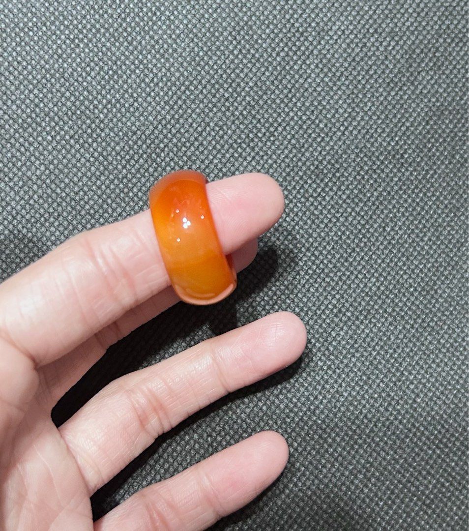 Japan Carnelian Agate Ring (Category: Rings) located in Makati City. Submitted by cestparfaitvintagejewelries (Listing ID 1462848244, Image 3). Description: .