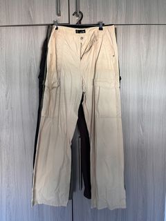 （分類：）位於 。 由 clarac 提交（商品編號 1462742780，圖片 1）。簡介： 。
