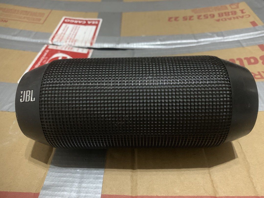Jbl pulse 1 (Category: Soundbars, Speakers & Amplifiers) located in Taytay. Submitted by the_fort (Listing ID 1462860811, Image 2). Description: For sale Jbl pulse 1 Very good sound condition For declutter ng mga speakers 2,300 pesos Taytay rizal.