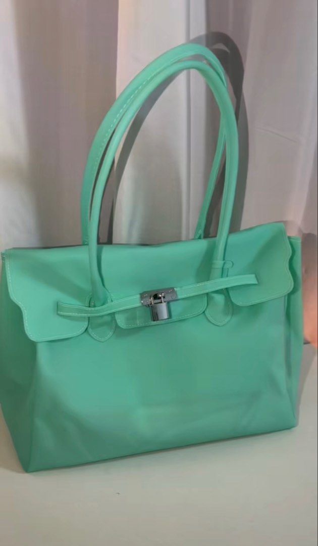 Jelly Firkin Bag (Category: Tote Bags) located in Iligan City. Submitted by boldrabbit.778b7e (Listing ID 1462780014, Image 3). Description: Color: Mint.