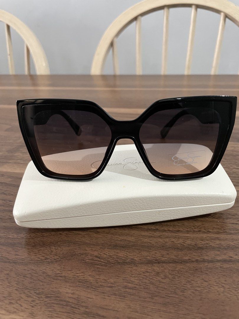 Jessica simpson sunglasses shades (Category: Sunglasses & Eyewear) located in Valenzuela. Submitted by 4kshoppe (Listing ID 1462720104, Image 1). Description: Brand: jessica Simpson Rfs: im not fan of using sunglasses , just a gift given to me from USA .