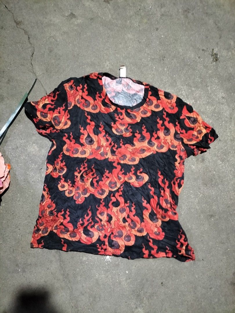 JOHN GALLIANO FLAME (Category: Activewear) located in Koronadal. Submitted by francistindogan_9. (Listing ID 1462855495, Image 2). Description: JOHN GALLIANO FLAME Early 00s SMALL EXCELLENT VERY GOOD CONDITION.