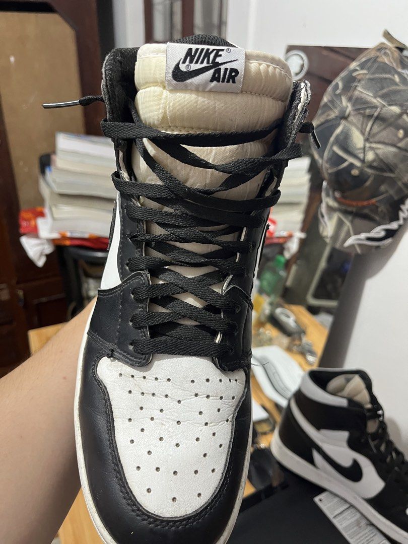 JORDAN 1 HIGH 85 BLACK/WHITE 2023 Original (Category: Sneakers) located in Cavite. Submitted by kaylsh (Listing ID 1462741643, Image 3). Description: ISSUE: NO BOX SLIGHT CREASE RFS: NEED FUNDS FOR MY SCHOOL ACTIVITY .