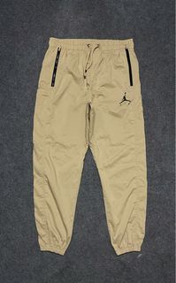 (Category: ) located in . Submitted by yazherizthrifting (Listing ID 1462772451, Image 1). Description: .