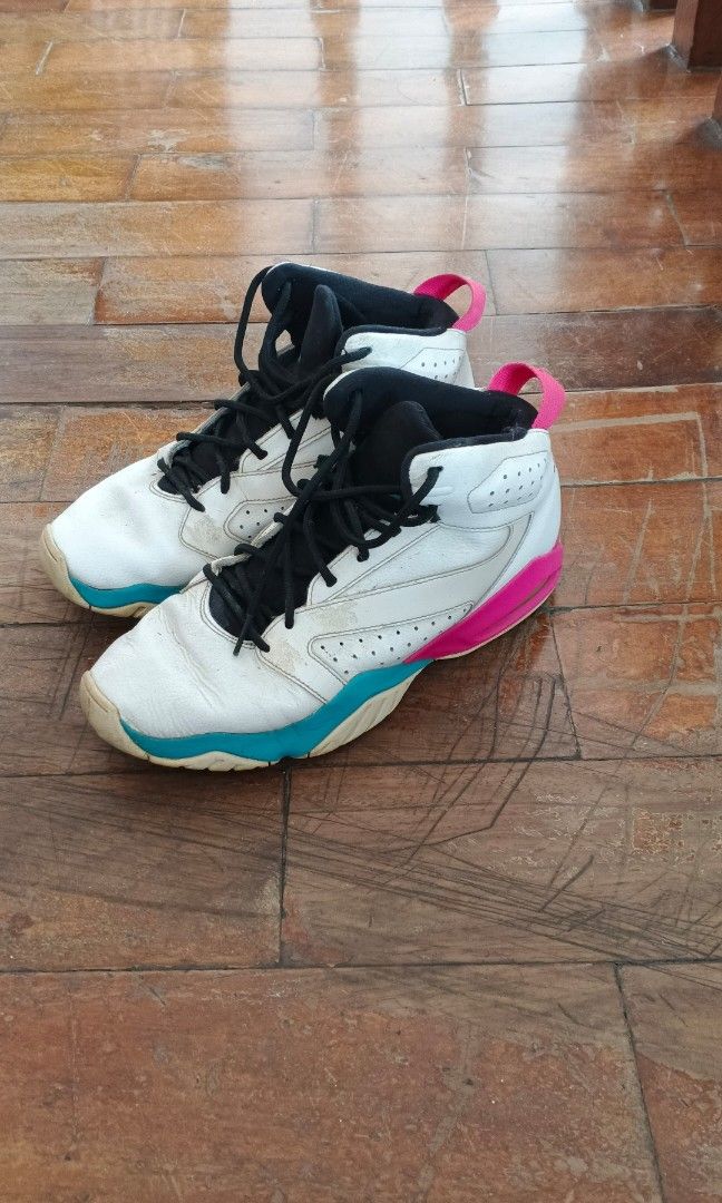 Jordan lift off (Category: Casual Shoes) located in Alaminos. Submitted by markacopio (Listing ID 1462844740, Image 2). Description: Jordan lift off no box need wash no issue.