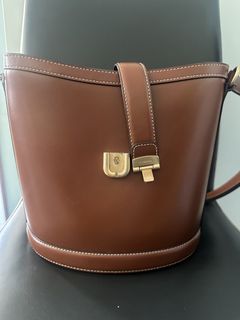 （分類：）位於 。 由 vvvttttt 提交（商品編號 1462755291，圖片 1）。簡介： 。