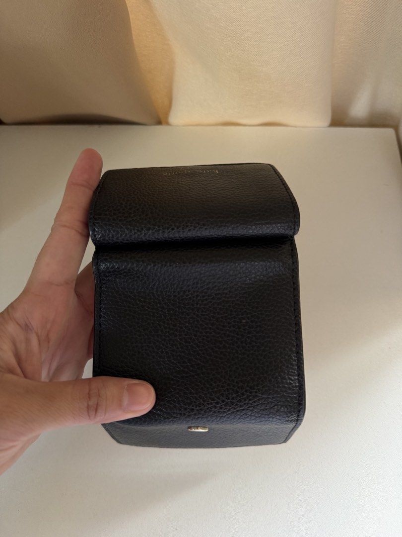 Kate Spade Black Leather Trifold Wallet (Category: Wallets & Card holders) located in Angeles City. Submitted by decluttering.kimmmyyy (Listing ID 1462724241, Image 3). Description: Kate Spade Trifold Wallet Still in good condition Rfs: Decluttering.