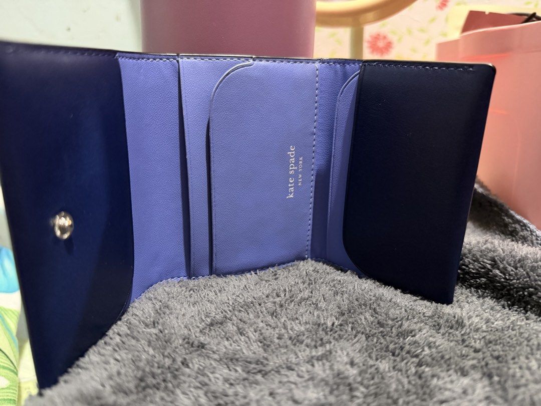 Kate spade cardholder (Category: Wallets & Card holders) located in Manila. Submitted by momaystuff2025 (Listing ID 1462784681, Image 3). Description: Like new rarely used ( preOwned ) From US retail store.