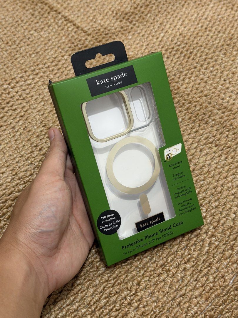 Kate Spade Iphone 16 Pro Case (Category: iPhone 17 Series) located in Las Pinas. Submitted by stealsph (Listing ID 1462741982, Image 1). Description: Kate Spade iPhone 17 pro case for sale Brand new Below srp.