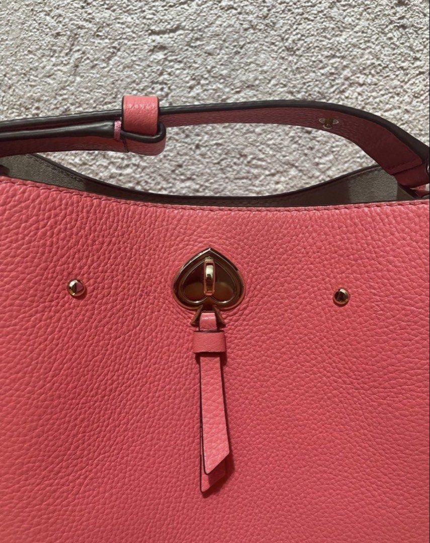 Kate Spade Marti bucket bag (Category: Luxury Bags & Wallets) located in Cavite. Submitted by aiks1993 (Listing ID 1462758281, Image 2). Description: 💯 authentic Message for more photos/details.