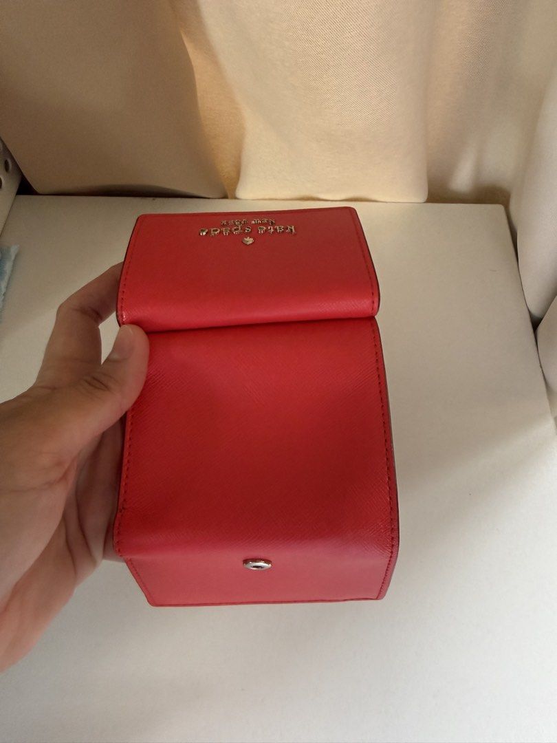 Kate Spade New York Trifold Wallet (Category: Wallets & Card holders) located in Angeles City. Submitted by decluttering.kimmmyyy (Listing ID 1462724561, Image 2). Description: Red Kate Spade Trifold Wallet in Saffiano Leather Rfs: Decluttering.