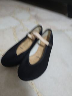 (Category: ) located in . Submitted by socknshoe (Listing ID 1462832114, Image 1). Description: .