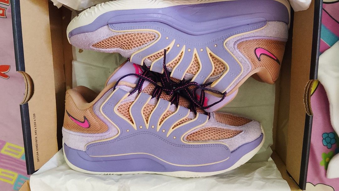 KD18 B.A.D PURPLE (Category: Sneakers) located in Manila. Submitted by angelo_castro07 (Listing ID 1462743963, Image 1). Description: KD18 B.A.D PURPLE COMPLETE WITH BOX AND RECEIPT 4X LANG NAGAMIT SIZE 9 PASOK SA 9.5.