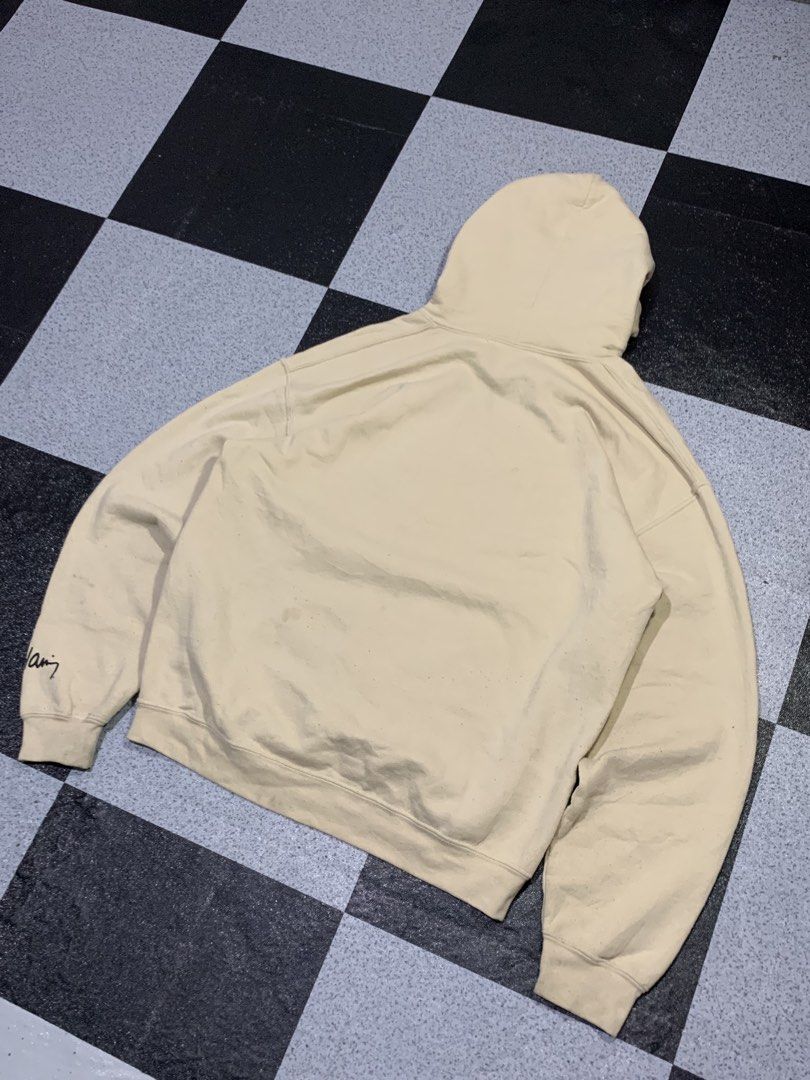 Keith Haring pull over jacket (Category: Coats, Jackets and Outerwear) located in Angeles City. Submitted by badillajel81176 (Listing ID 1462728406, Image 2). Description: WTS –Keith Haring Pull over jacket 📏 Size: Tag size “LARGE “ 📏 Measurements: Width:22.3 Length: 26 💢Issue-Need wash only brim ✨ Condition: 10/10 🟦 Color Rate:10/9 📍 Pampanga Angeles City 📦 Shipping available nationwide.