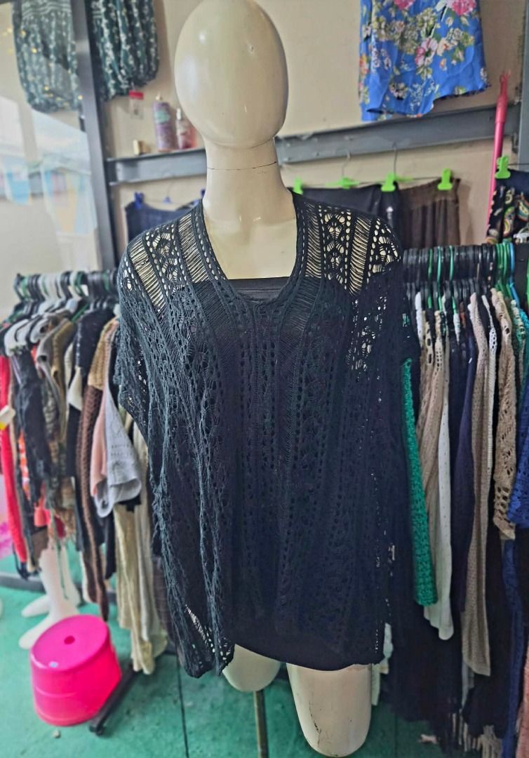 Knit Tops (Category: Blouses) located in Makati City. Submitted by bigheartsclothingcom720 (Listing ID 1462762351, Image 1). Description: US LIGHT KNITTED TOPS FOR SALE!** ✨ 📌 **Size on Tag:** No Tag 📏 **Fits from:** XL to 3X 💰 **Price:** ₱300 💖 Great condition & super sulit!.