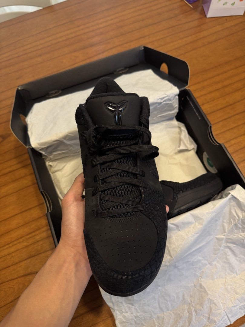 Kobe 4 Protro Black Mamba (Category: Other Sports Equipment and Supplies) located in Manila. Submitted by cenecc (Listing ID 1462819552, Image 2). Description: Good as new.