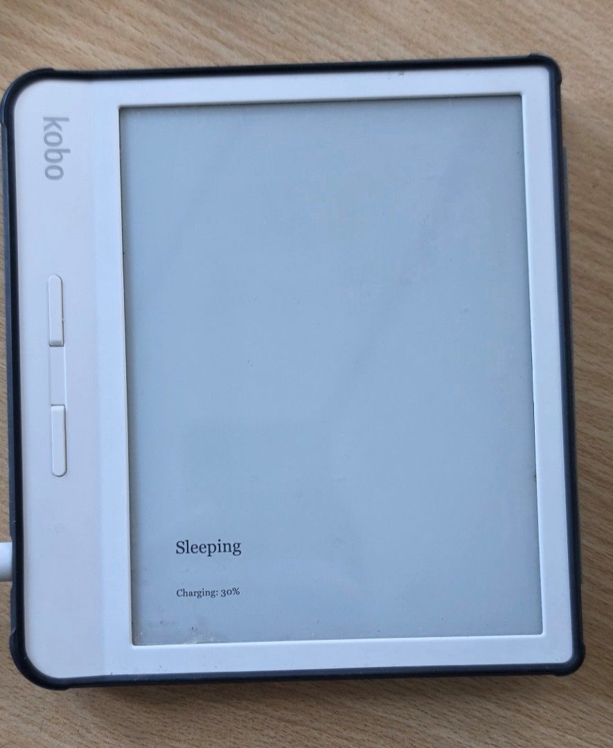 Kobo Libra H2o (Category: E-Readers) located in Tanauan. Submitted by meg_0 (Listing ID 1462682156, Image 1). Description: selling my lightly used white kobo libra h2o -comes w/ box -well taken care of, with smart case and screen protector since day 1 -micro usb type slot, 8gb storage -battery still in very good condition -with smudges at the edges (removable) from casing but no scratches -negotiable price! rfs: not frequently using anymore since