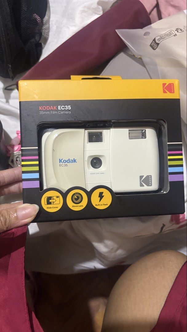 Kodak ec35 (Category: Cameras) located in Manila. Submitted by itemzfromkzzz (Listing ID 1462714318, Image 1). Description: No box I wanna get the color pink instead.