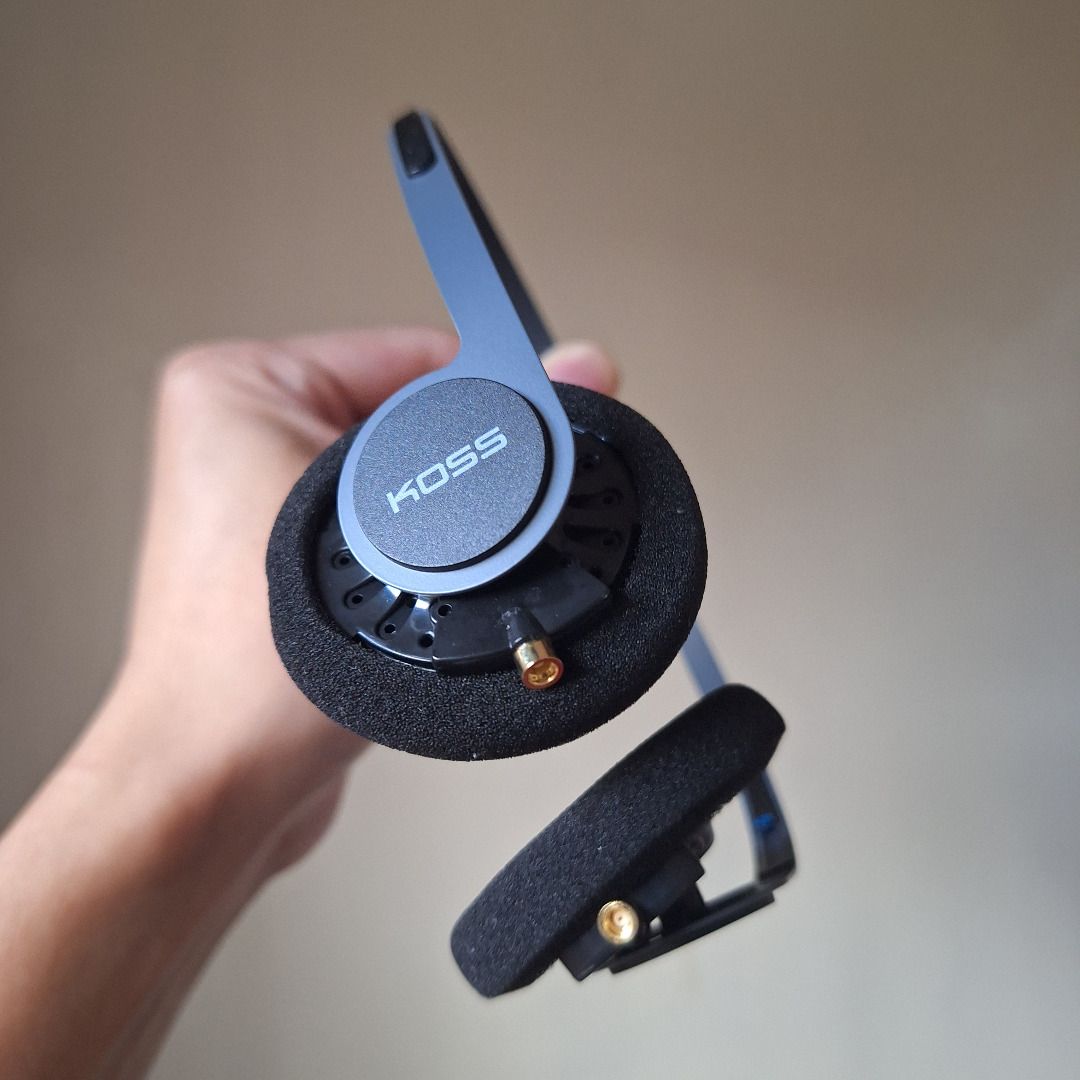 Koss KPH40 mmcx mod (brand new) (Category: Headphones & Headsets) located in Taytay. Submitted by edward_edward (Listing ID 1462759785, Image 2). Description: Price: 4000 Location: Taytay Brand new KPH40 with mmcx connectors for easy cable swapping. Modded and tested only. Comes with mmcx cable..