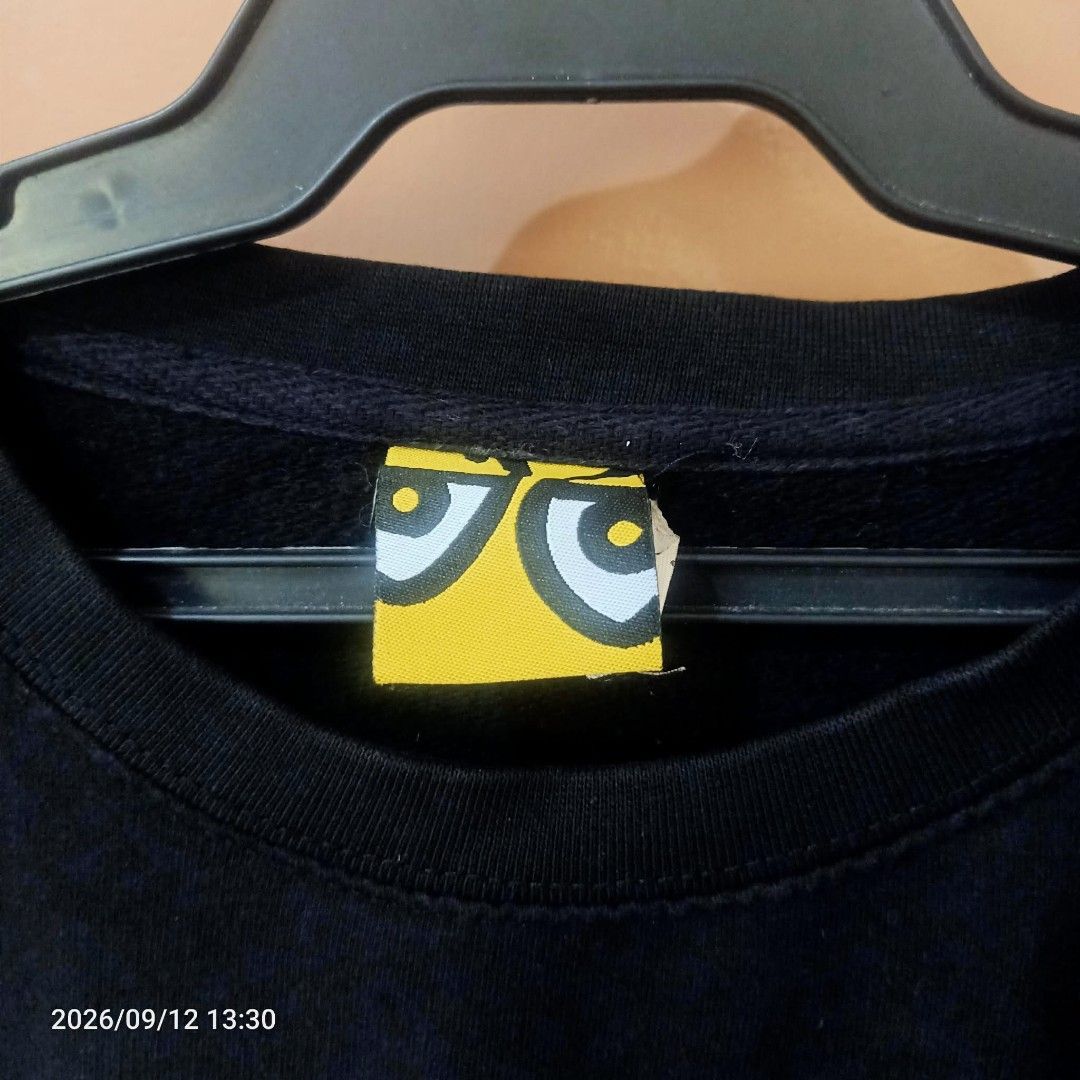 Krooked crewneck (Category: Tshirts & Polo Shirts ) located in Manila. Submitted by yaaaaaj- (Listing ID 1462717993, Image 3). Description: Krooked Simplicity Black Crewneck Sweatshirt Excellent Condition Made in Pakistan 80% Cotton , 20% Polyester Size Large on Tag Length : 27.5" Width : 23.5" Sleeves Length : 25. 5" Ribbings : 8" Round No Issues , No Crack on Print 1500 freeship (negotiable).