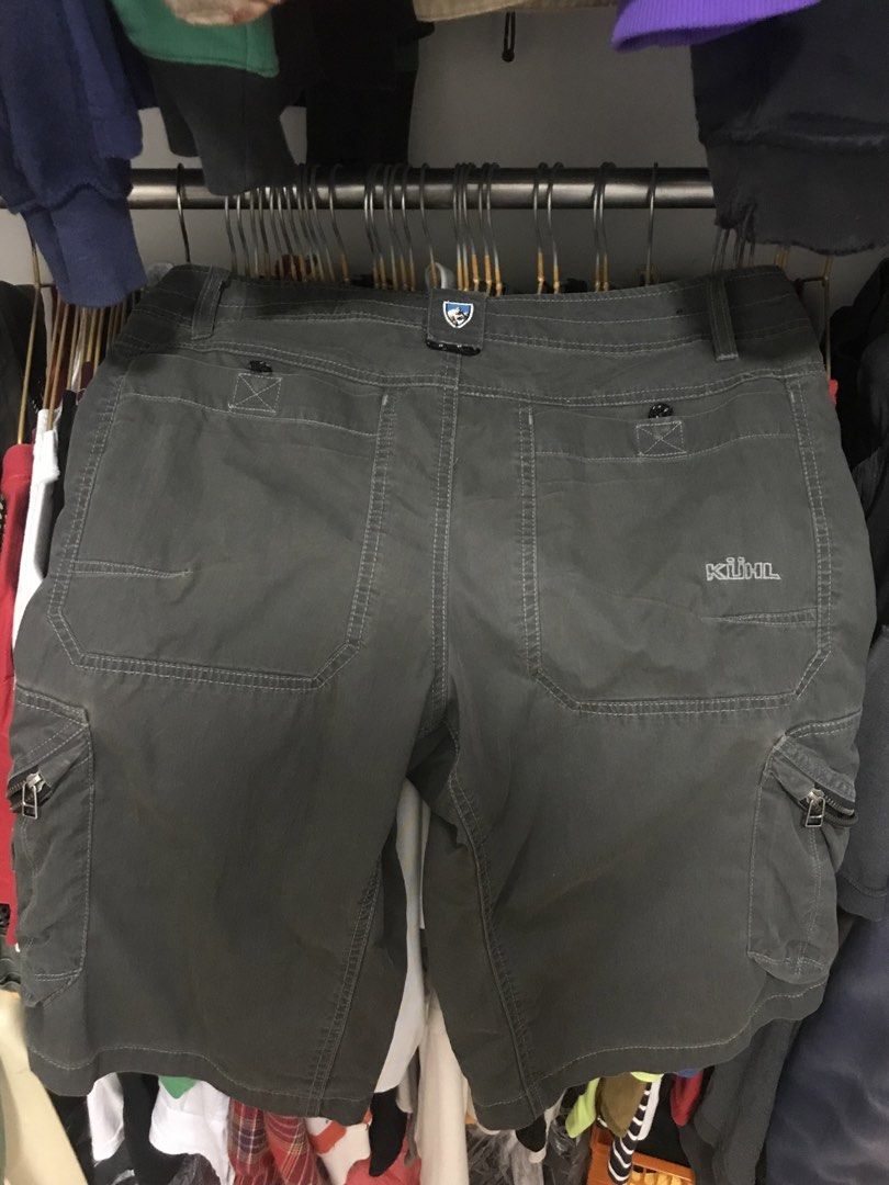 Kuhl Cargo Shorts (Category: Shorts) located in Manila. Submitted by terlterlterl (Listing ID 1462845876, Image 3). Description: 32x21.5 11 leg opening no issue .