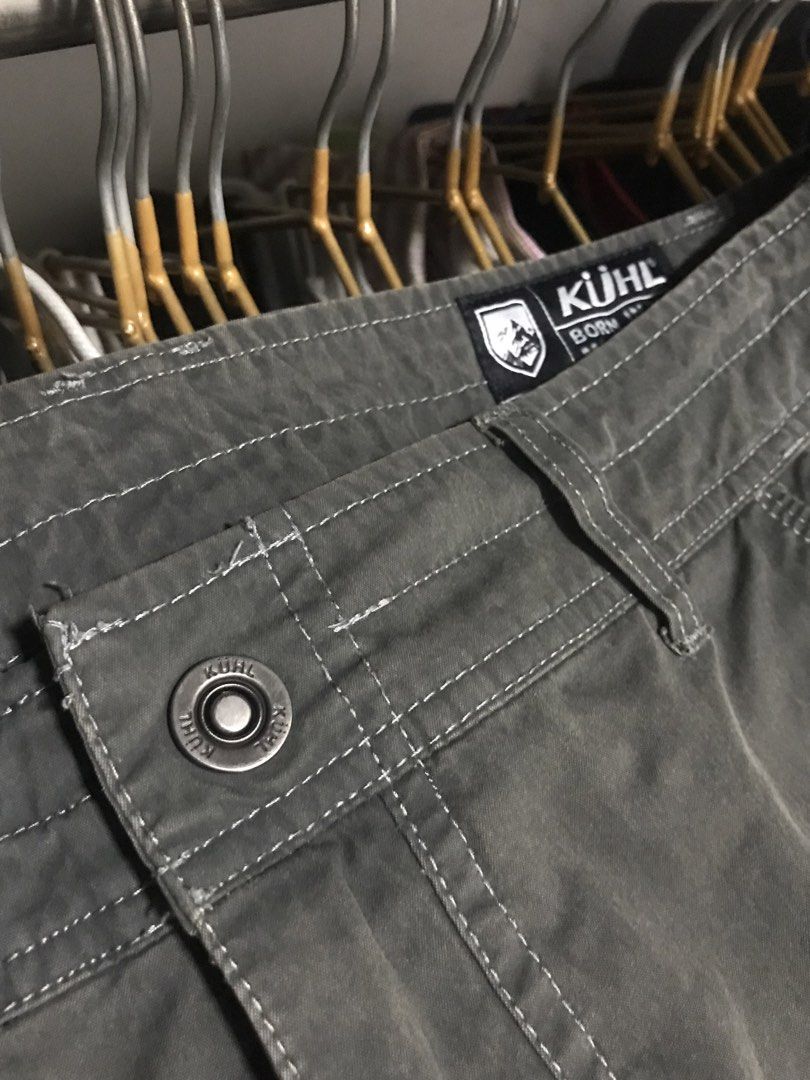 Kuhl Cargo Shorts (Category: Shorts) located in Manila. Submitted by terlterlterl (Listing ID 1462845876, Image 2). Description: 32x21.5 11 leg opening no issue .