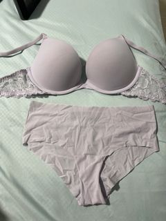 (Category: ) located in . Submitted by akarifukada (Listing ID 1462761416, Image 1). Description: .