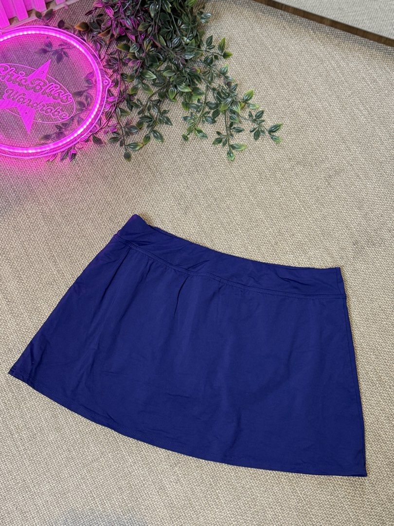 Landsend Sport Skorts SP129 (Category: Activewear) located in Naga. Submitted by ubi04 (Listing ID 1462727369, Image 2). Description: .