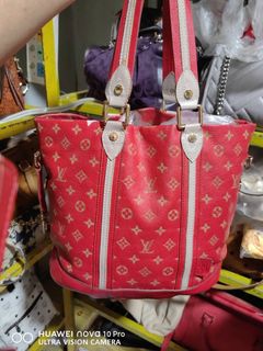 (Category: ) located in . Submitted by darriebags88 (Listing ID 1462835232, Image 1). Description: .